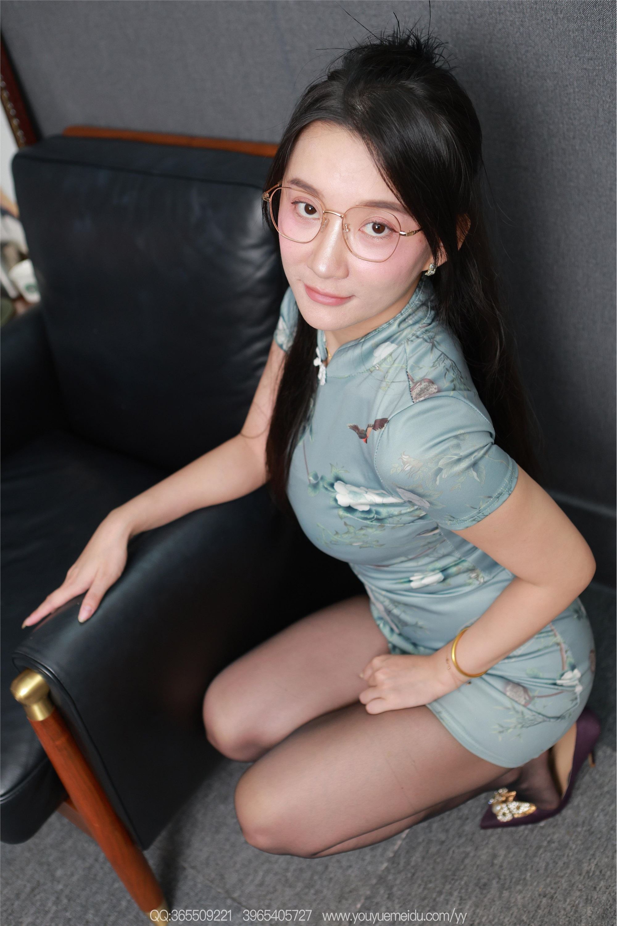 IESS异思趣向  2025.07.13 丝享家 2104 秋秋《丰韵旗袍》